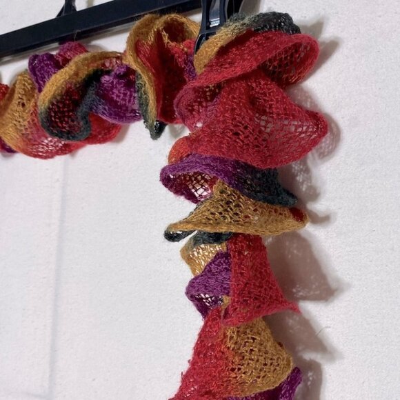 5/$25 Vintage Y2K Multicolour Ruffle Knit Skinny Fashion Scarf - Picture 5 of 7